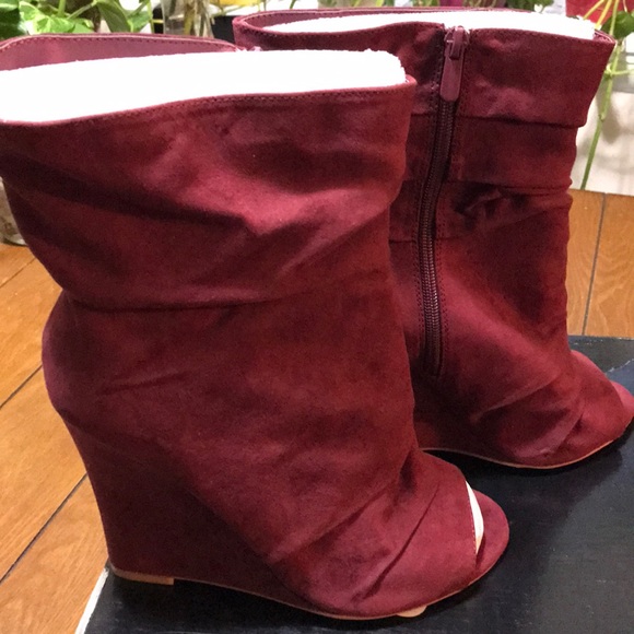 Wedge - Picture 4 of 6